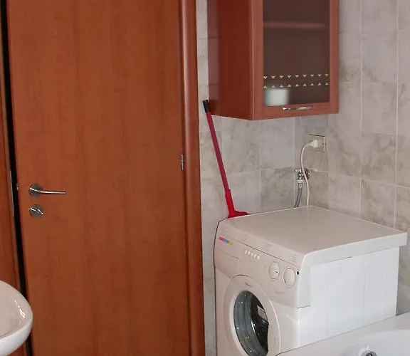 Appartamento Biomele *